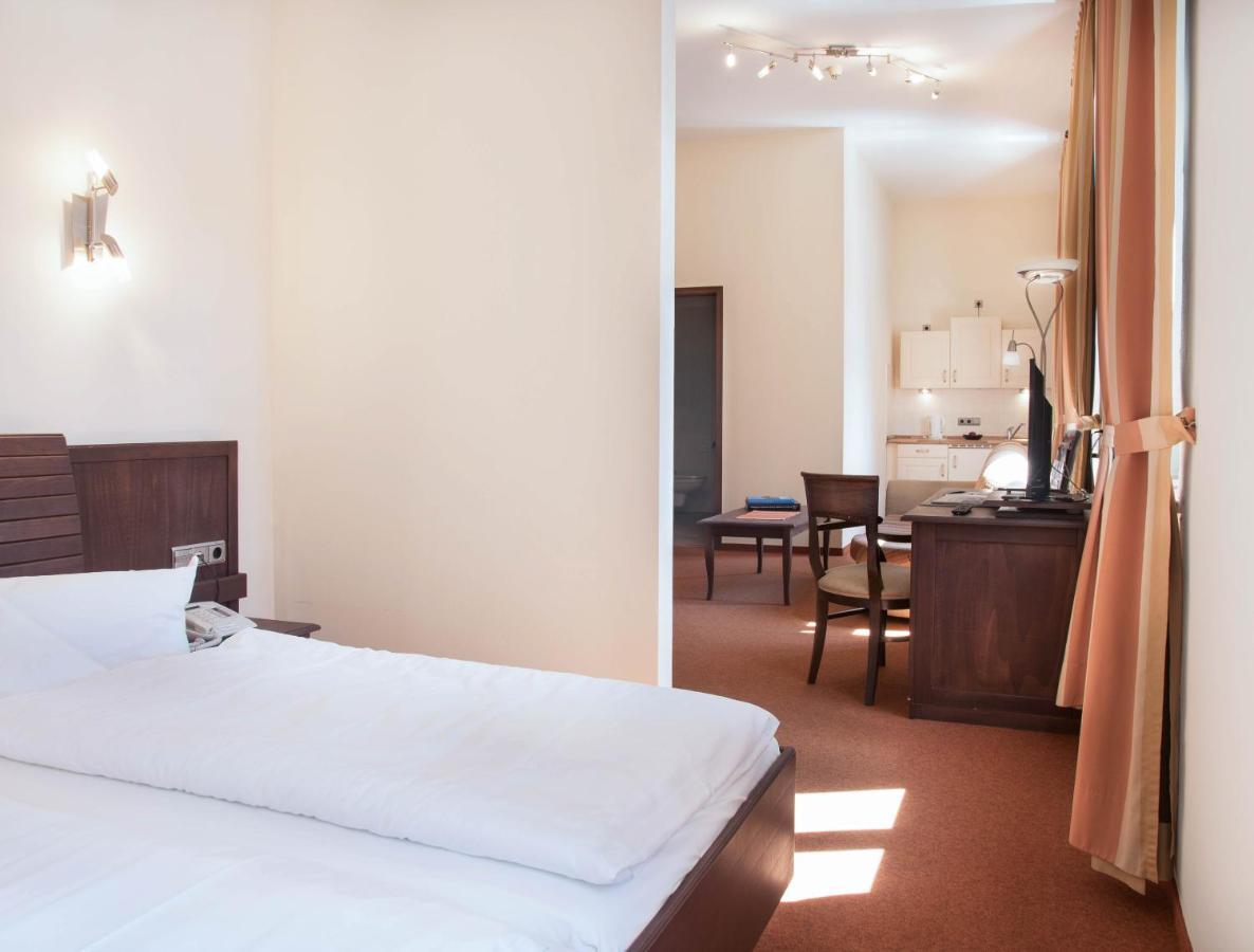 Hotel Alte Canzley Wittenberg Esterno foto